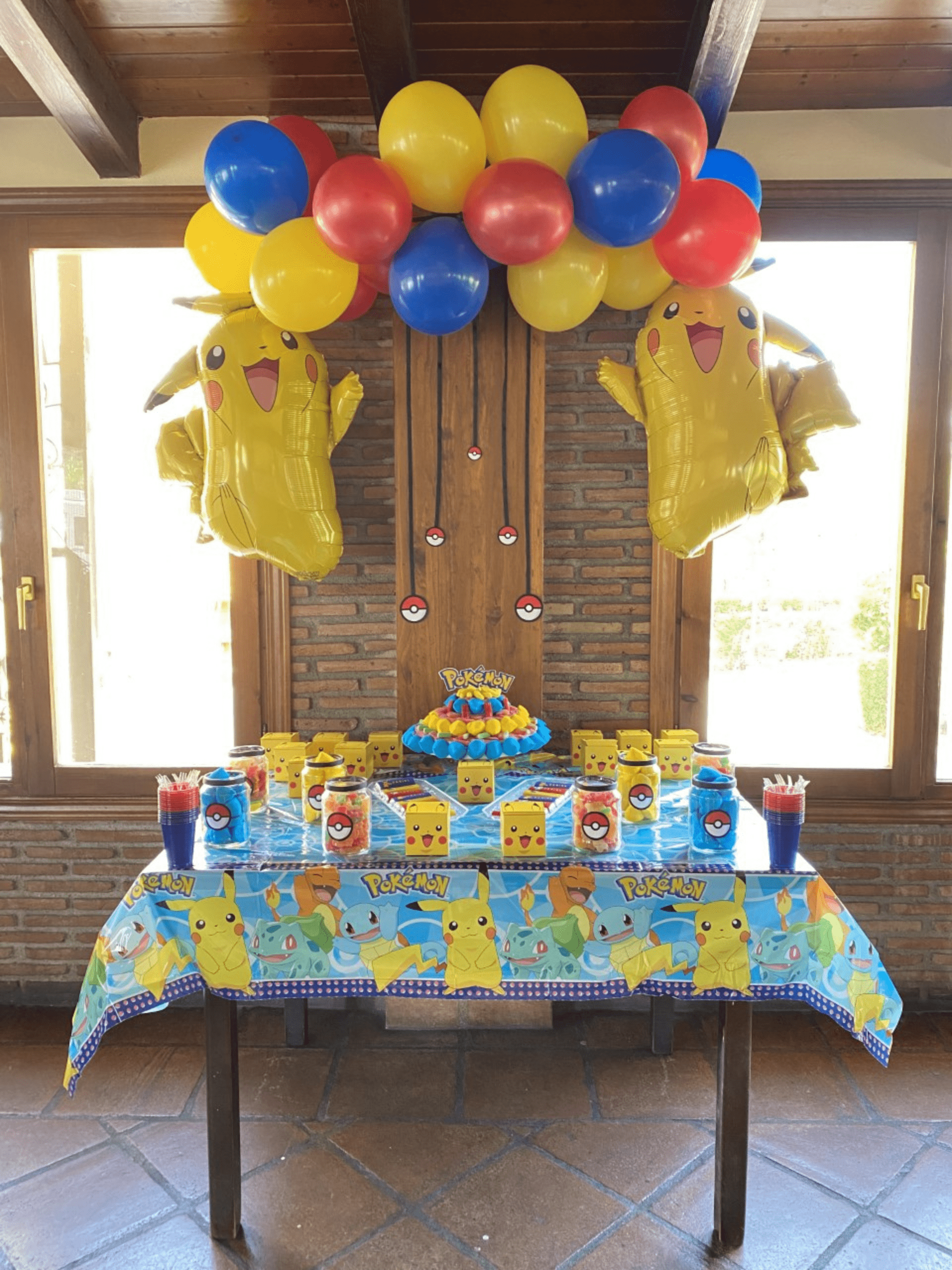 mesa dulce pokemon decoración