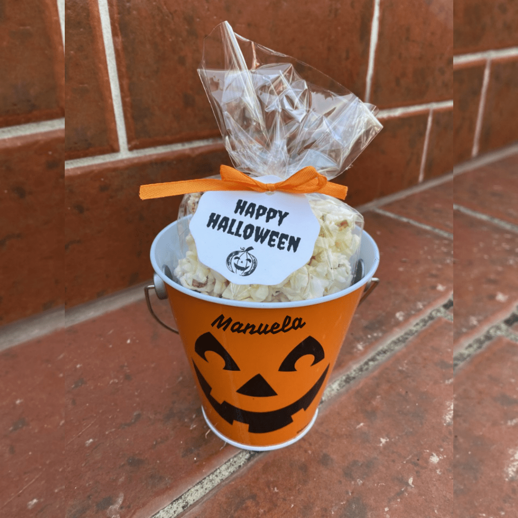 Cubo de palomitas con nombre